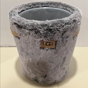 UGG Soft Gray Faux Fur Basket with Removable Inner Plastic Liner